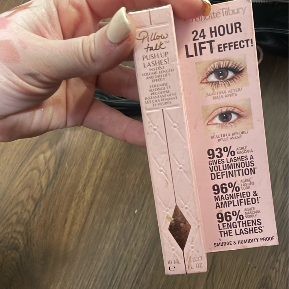 BNIB Pillow Talk lashes